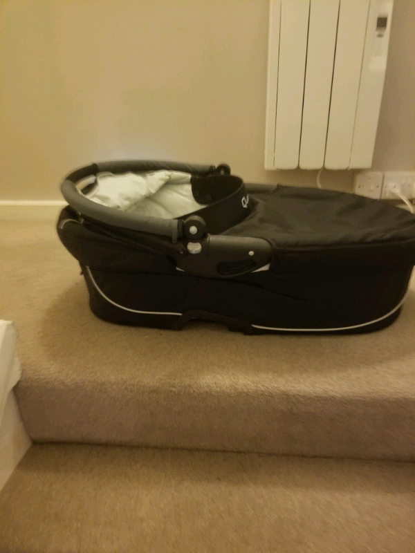 dreami carrycot